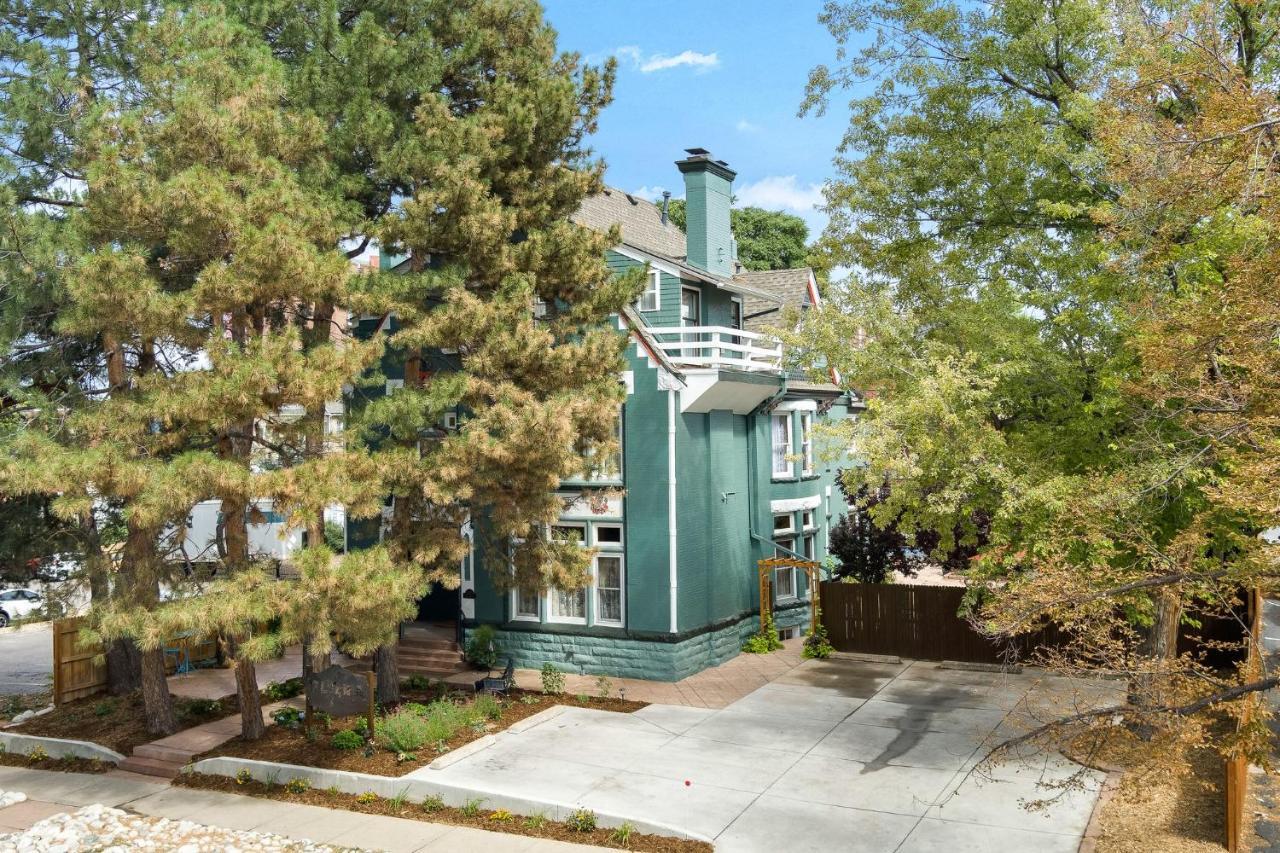 Flora House Denver Bagian luar foto